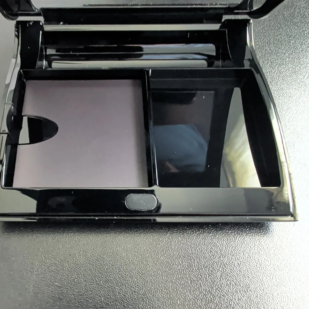 Mary Kay Black Refillable Cosmetic Compact Mirror 017362 New in Box